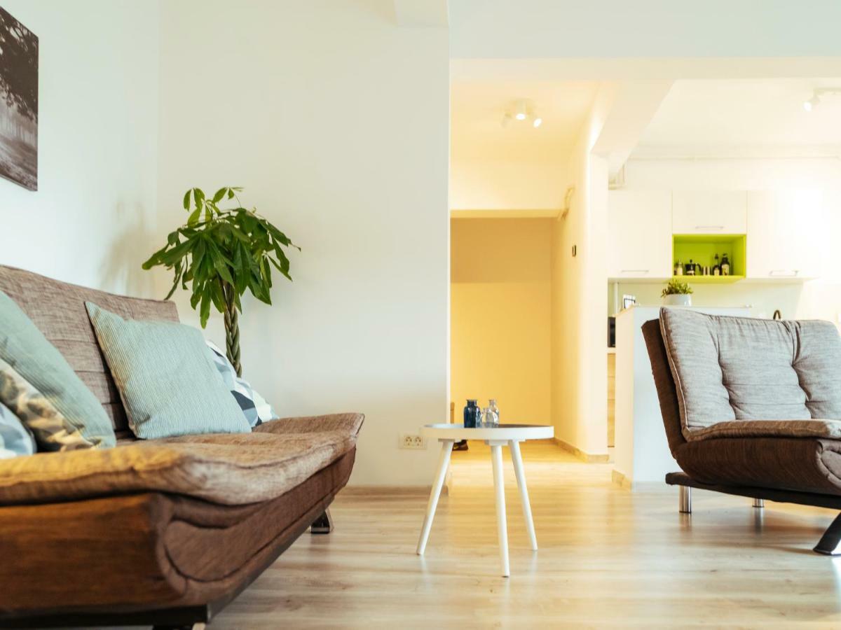 Bright And Spacious Apartment- Piata Amzei Bucarest